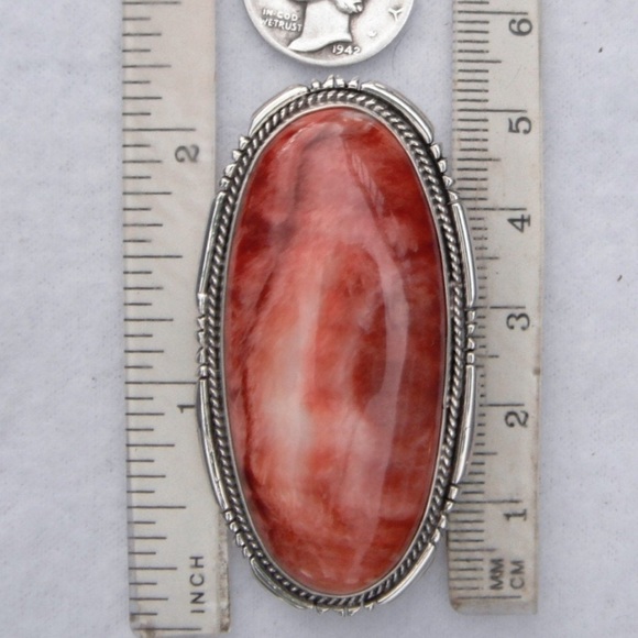 ENORMOUS red Spiny Oyster Silver Statement Ring Navajo Native American size 7 - Picture 3 of 7
